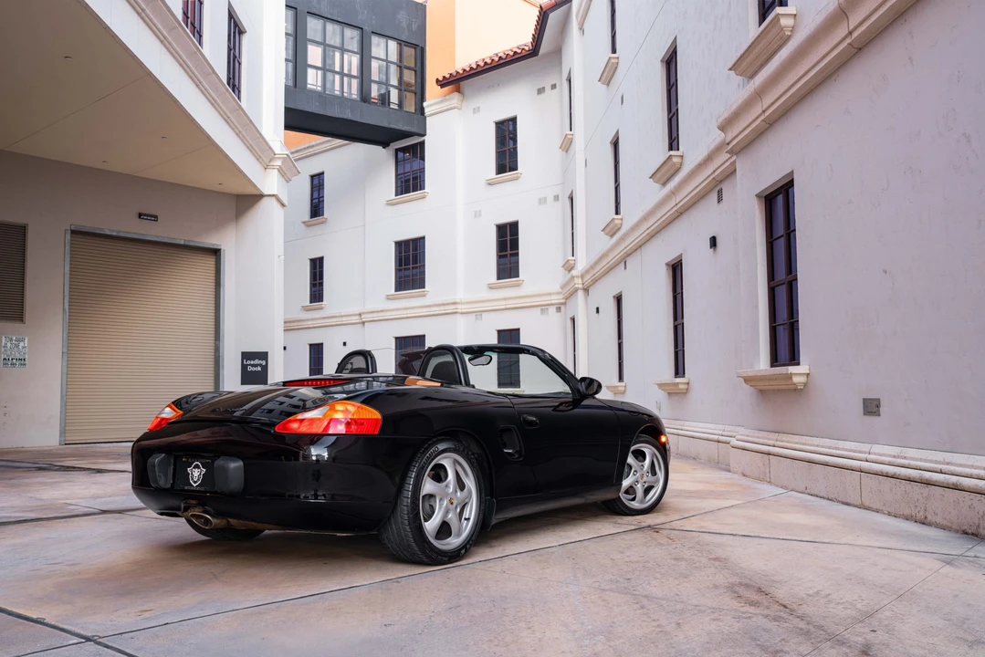 1999 Porsche 986 Boxster - Image 14 of 31