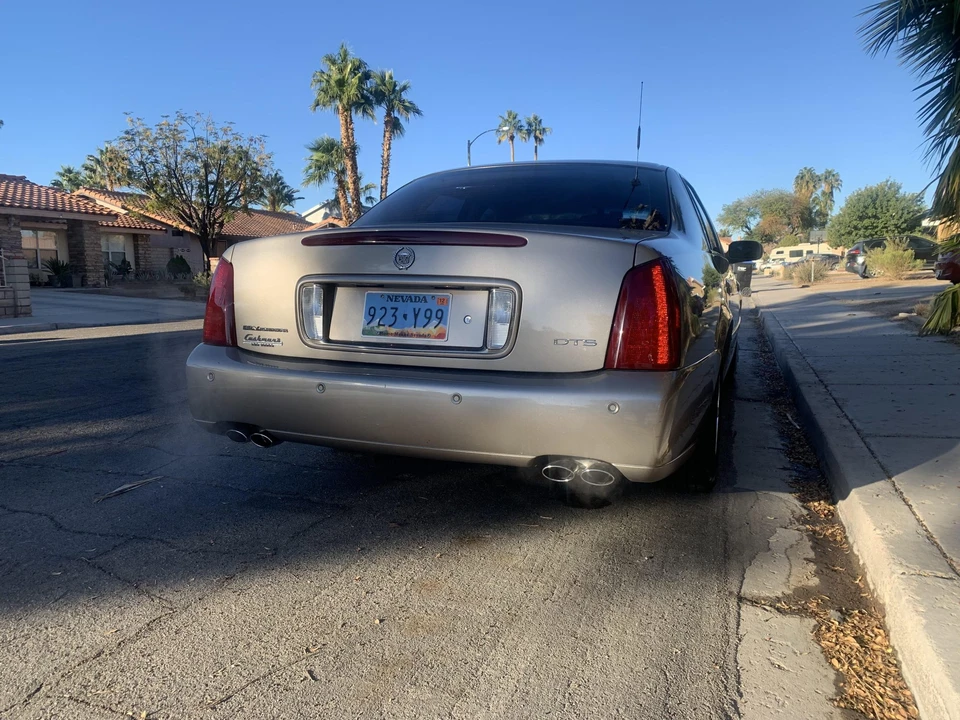 2000 Cadillac DeVille 8th Gen - Image 7 of 31