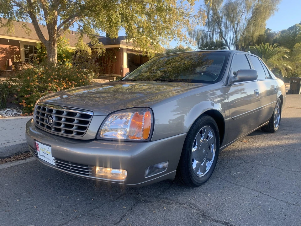 2000 Cadillac DeVille 8th Gen - Image 13 of 31