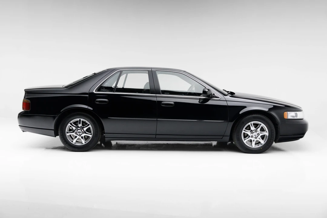 2000 Cadillac Seville - Image 10 of 31