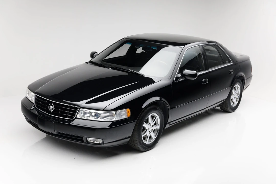 2000 Cadillac Seville - Image 2 of 31
