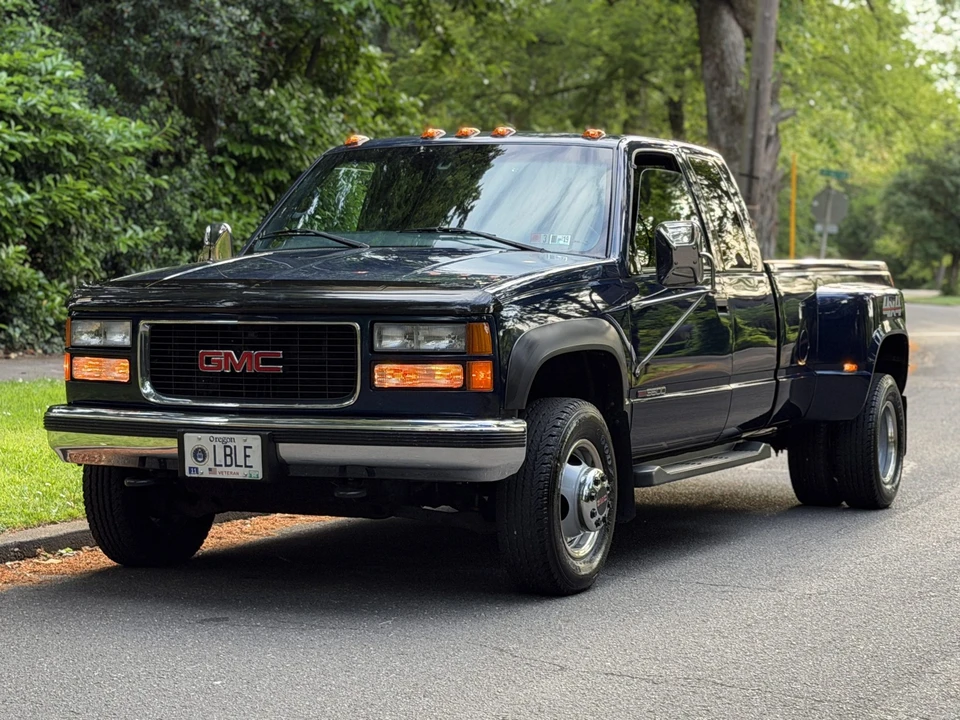 2000 GMC Sierra 1st Gen - Image 3 of 31