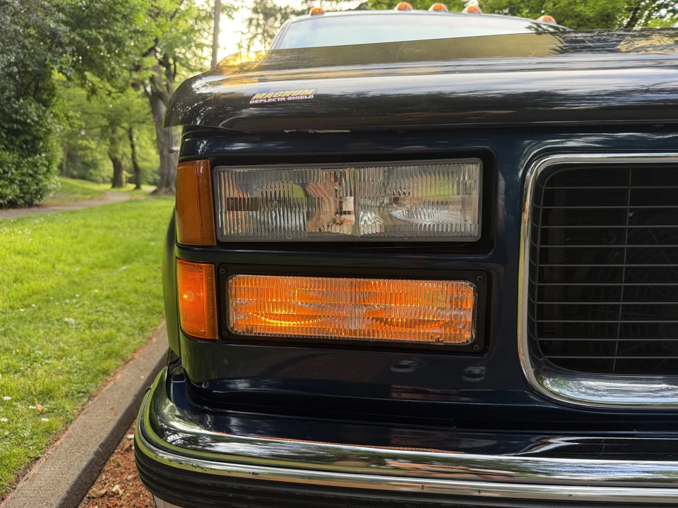 2000 GMC Sierra 1st Gen - Image 21 of 31