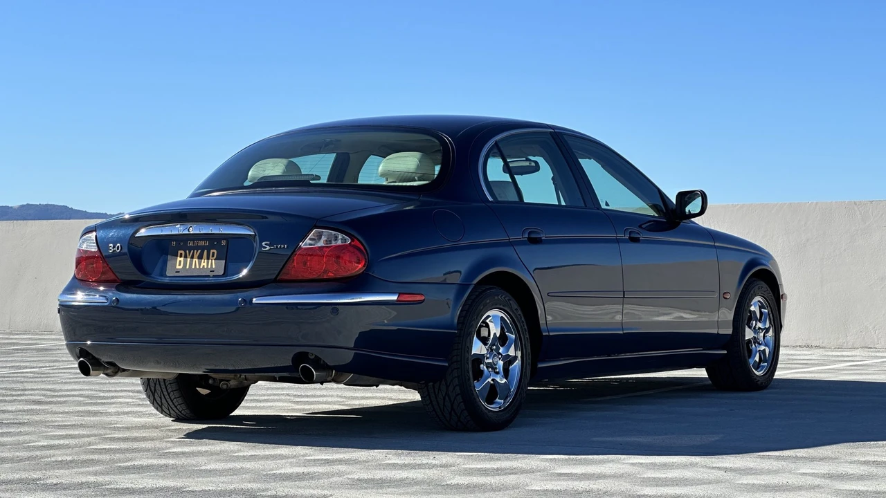 2000 Jaguar S-Type 2nd Gen - Image 11 of 31