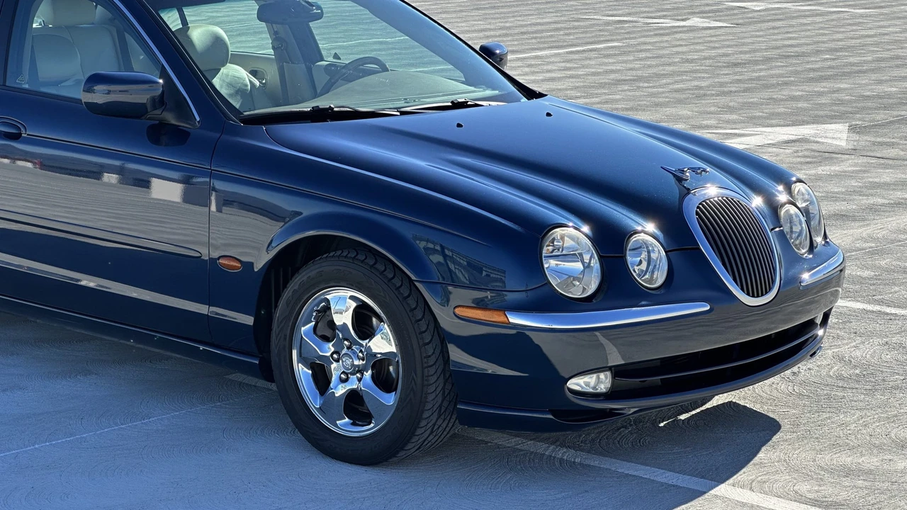 2000 Jaguar S-Type 2nd Gen - Image 18 of 31