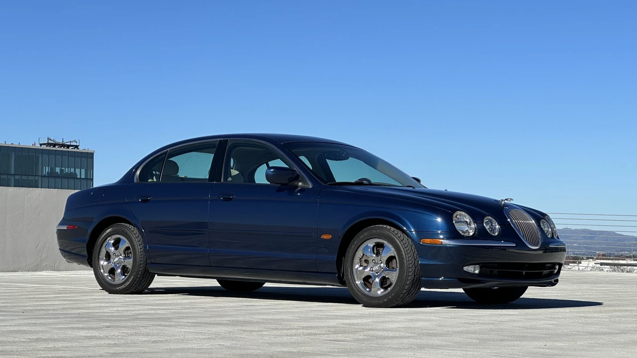 2000 Jaguar S-Type 2nd Gen - Image 15 of 31