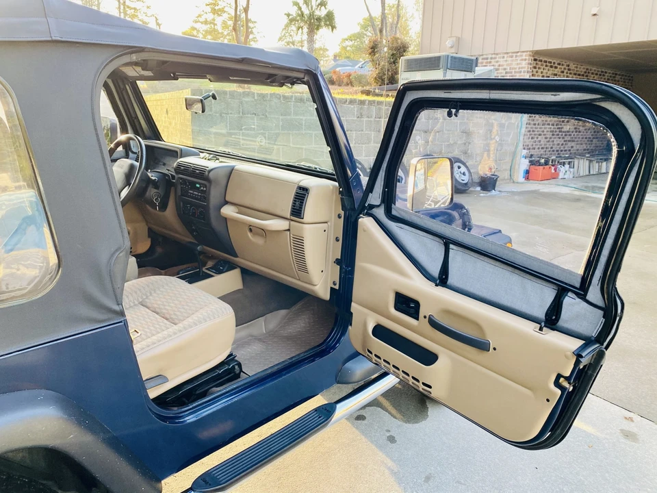 2000 Jeep TJ Wrangler - Image 26 of 31