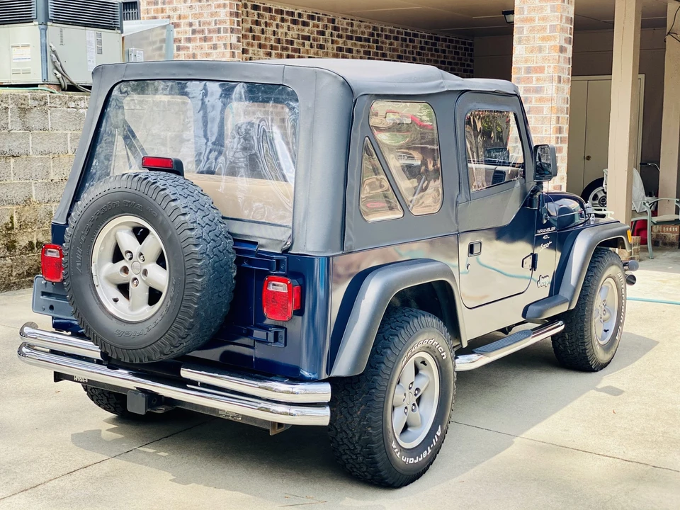 2000 Jeep TJ Wrangler - Image 9 of 31