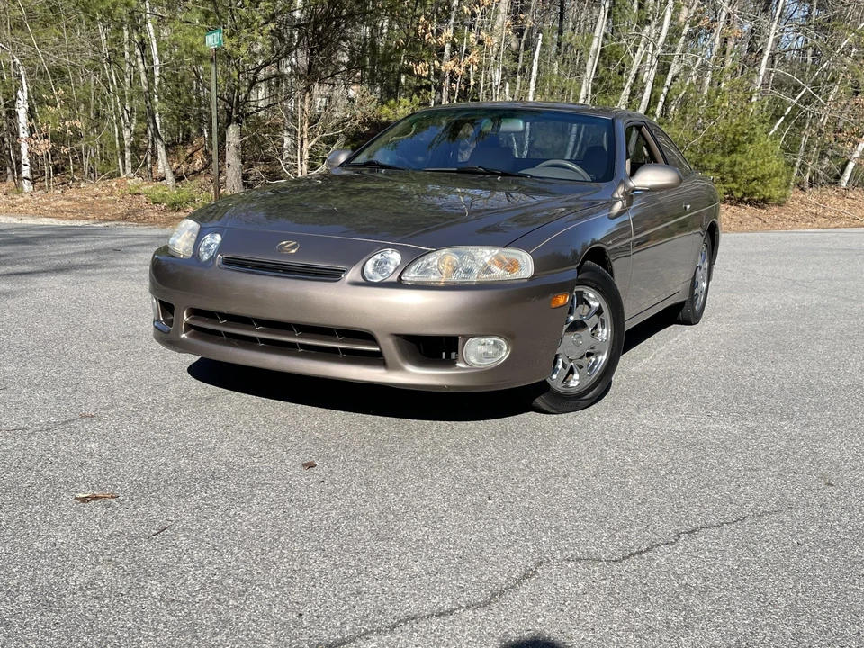 2000 Lexus SC400 - Image 2 of 31