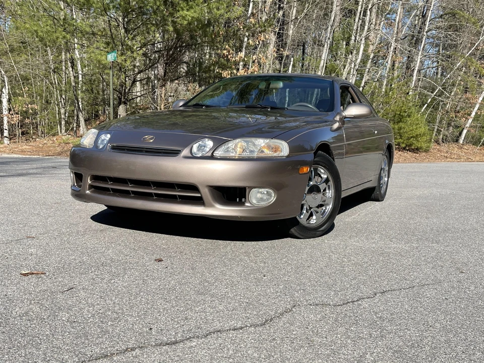 2000 Lexus SC400 - Image 3 of 31