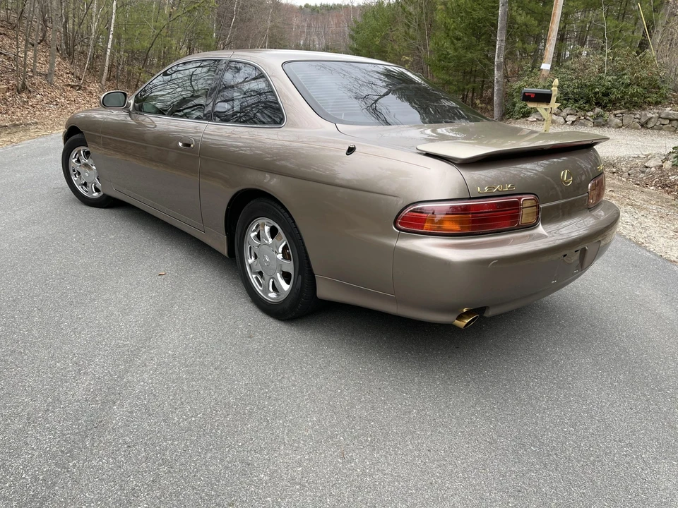 2000 Lexus SC400 - Image 11 of 31