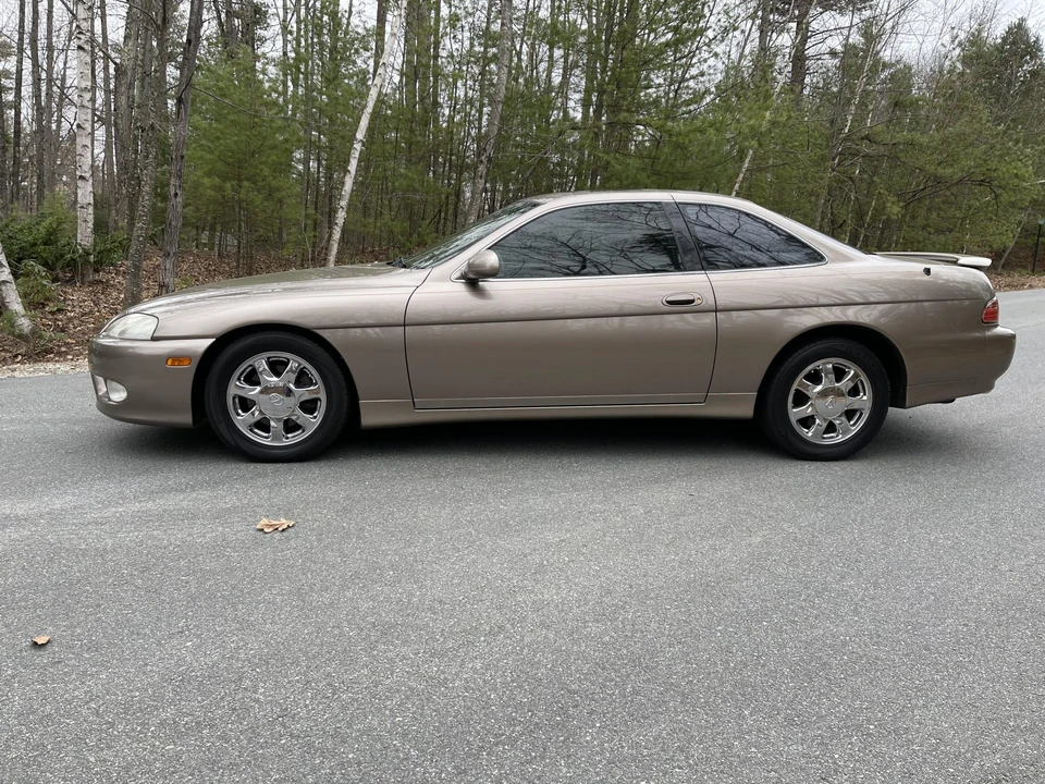 2000 Lexus SC400 - Image 8 of 31