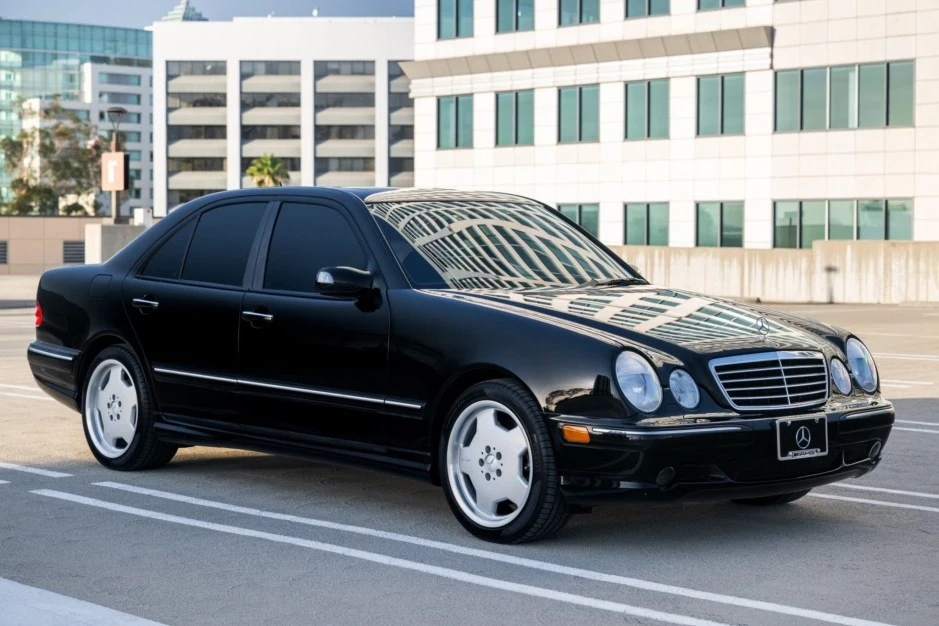 2000 Mercedes-Benz W210 E 36 & E 50 & E 55 & E 60 AMG - Image 1 of 7