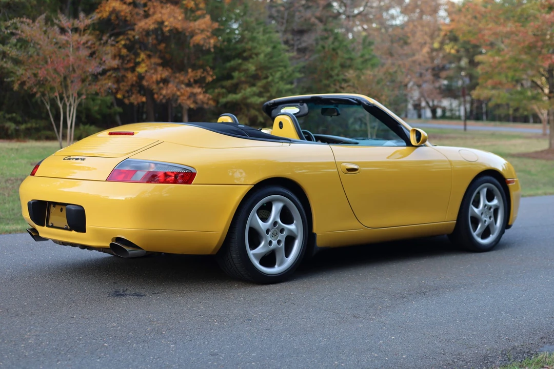 2000 Porsche 996 Carrera - Image 24 of 31