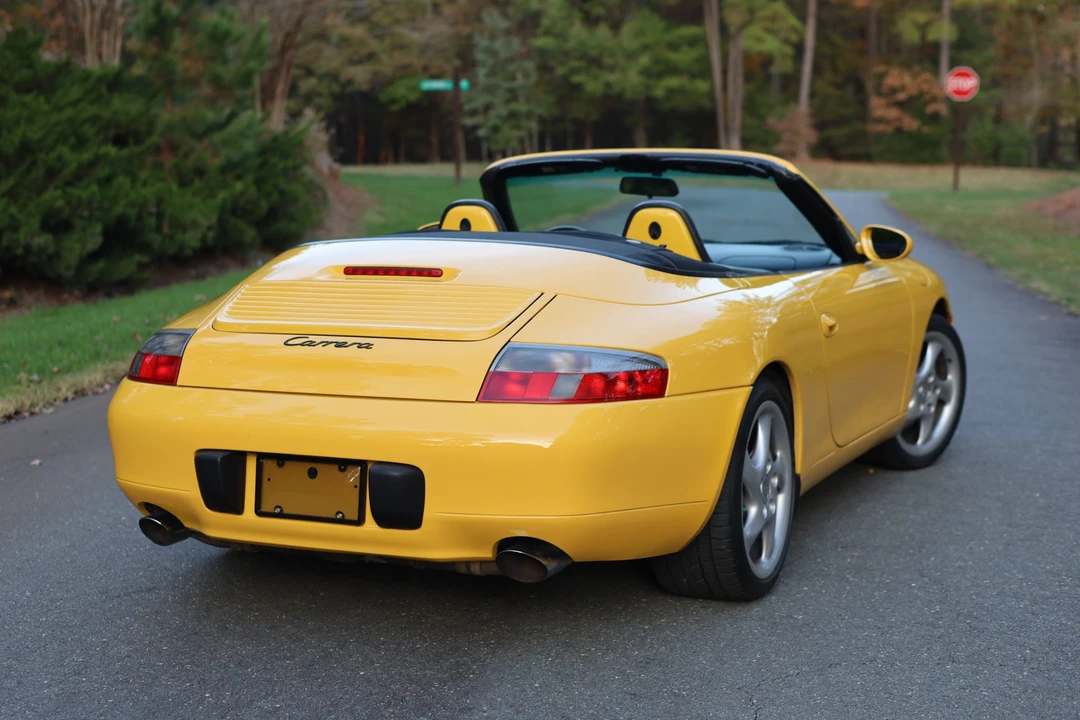2000 Porsche 996 Carrera - Image 19 of 31