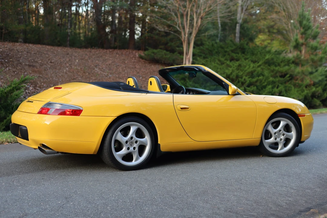 2000 Porsche 996 Carrera - Image 26 of 31