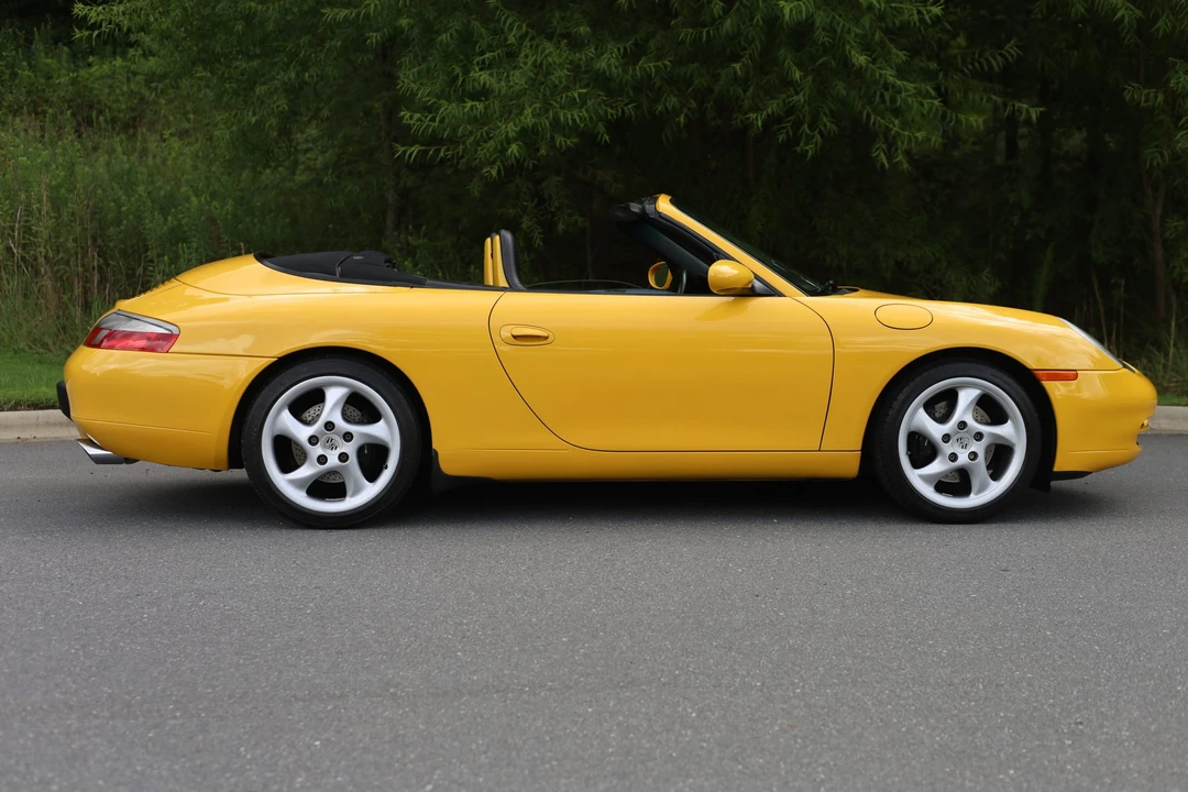 2000 Porsche 996 Carrera - Image 28 of 31