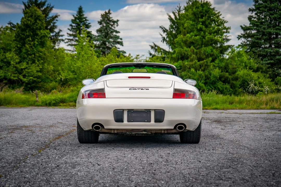 2000 Porsche 996 Carrera - Image 28 of 31