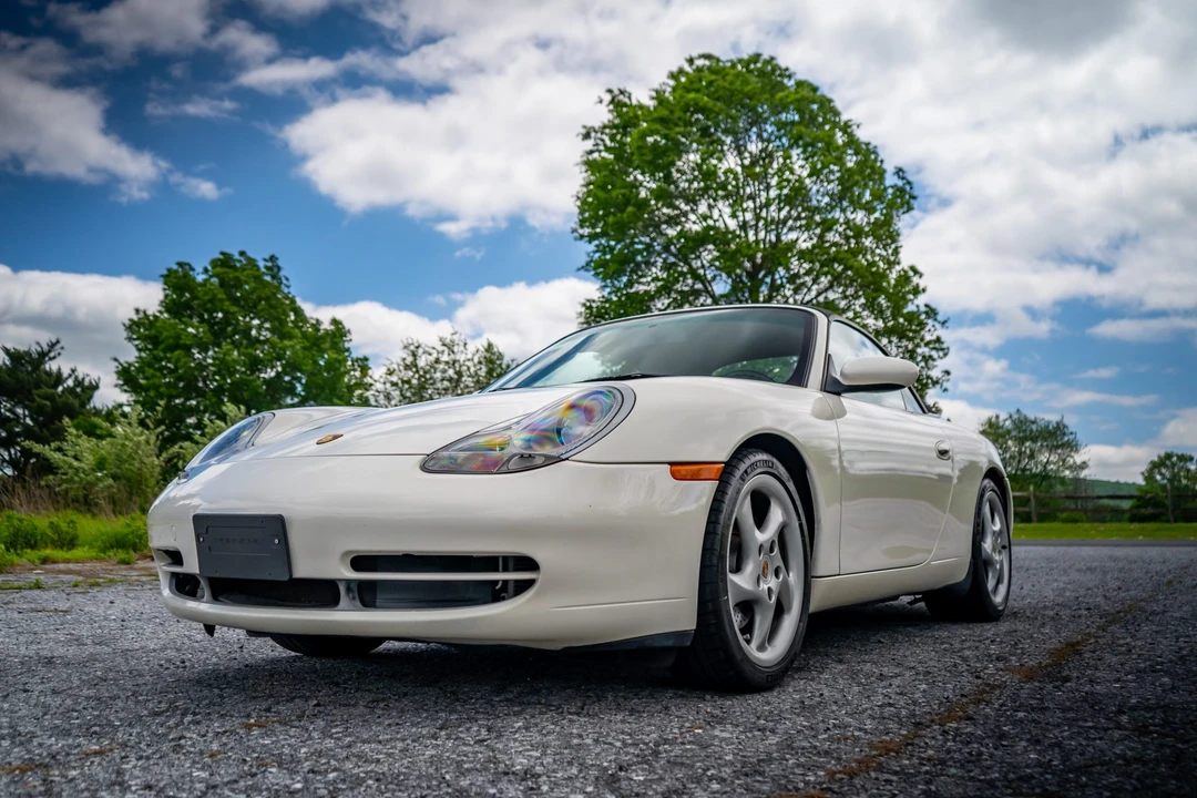2000 Porsche 996 Carrera - Image 2 of 31