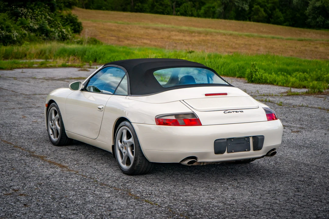 2000 Porsche 996 Carrera - Image 8 of 31