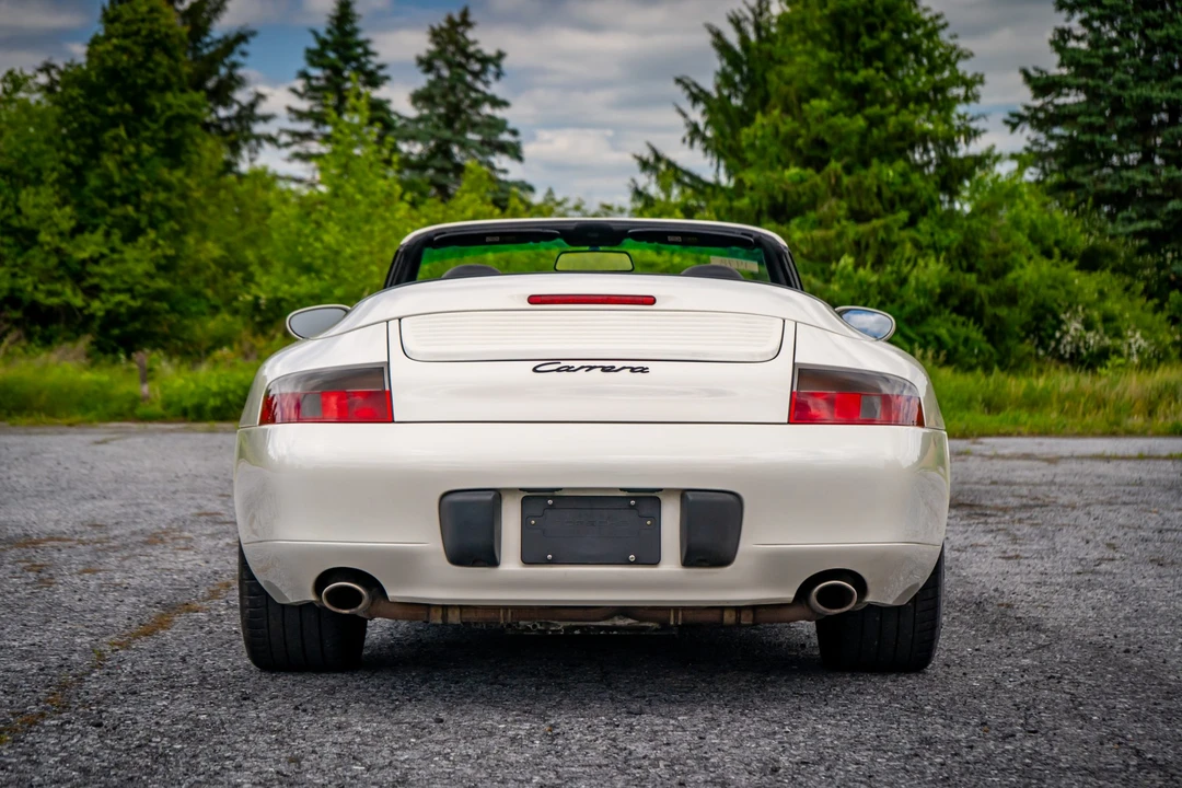 2000 Porsche 996 Carrera - Image 26 of 31