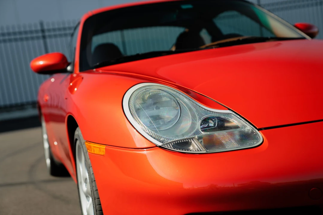 2001 Porsche 996 Carrera - Image 10 of 31