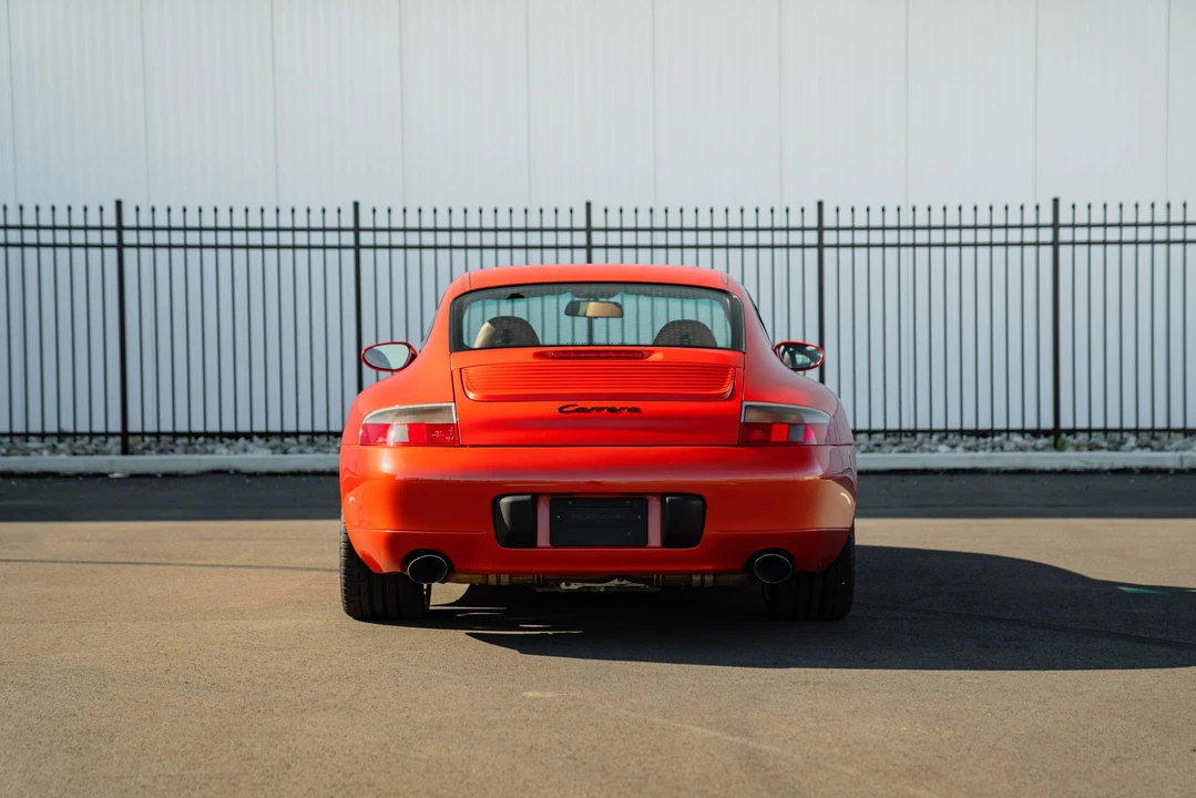 2001 Porsche 996 Carrera - Image 5 of 31