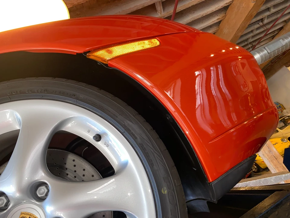 2001 Porsche 996 Carrera - Image 29 of 31