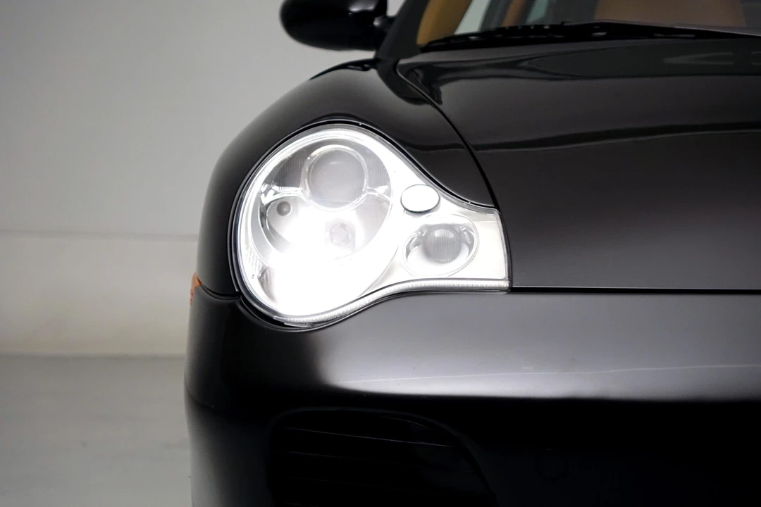 2001 Porsche 996 Turbo - Image 24 of 31