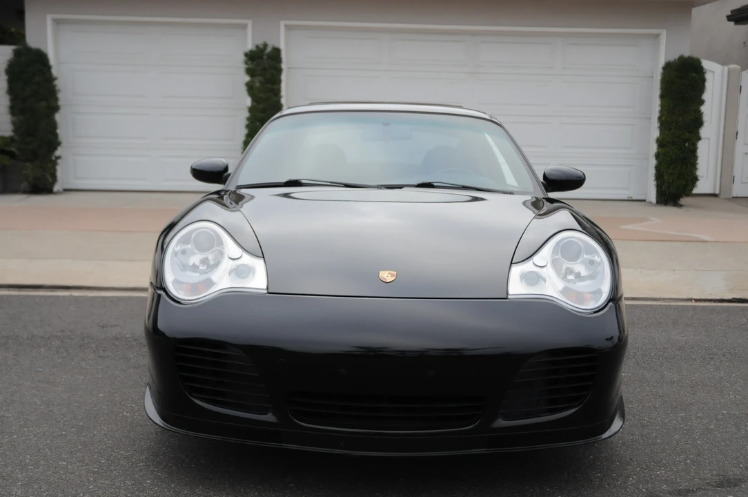 2001 Porsche 996 Turbo - Image 2 of 31