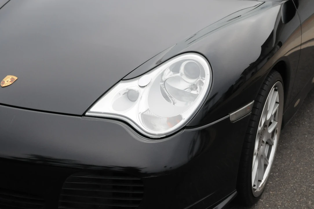 2001 Porsche 996 Turbo - Image 4 of 31