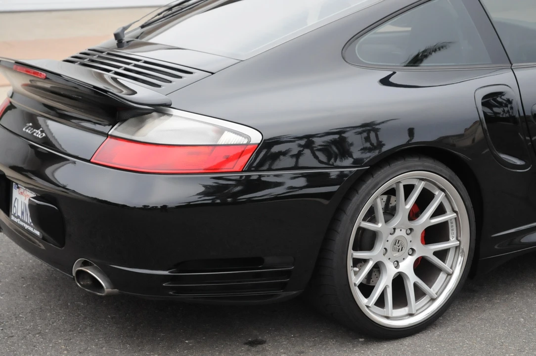2001 Porsche 996 Turbo - Image 17 of 31