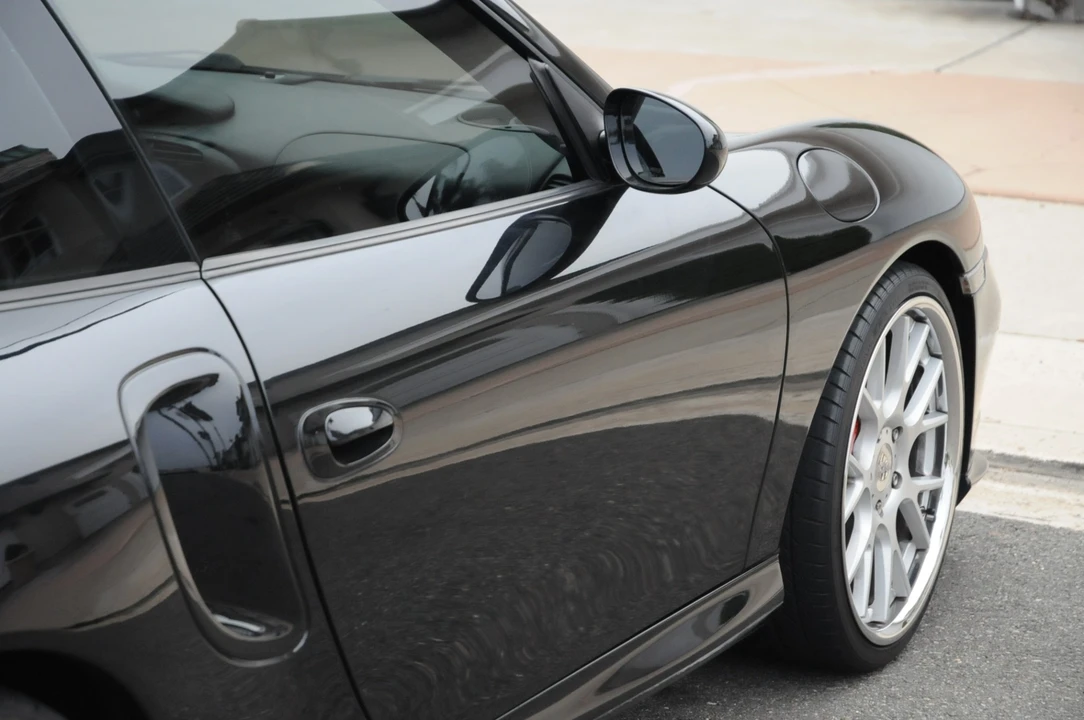2001 Porsche 996 Turbo - Image 25 of 31