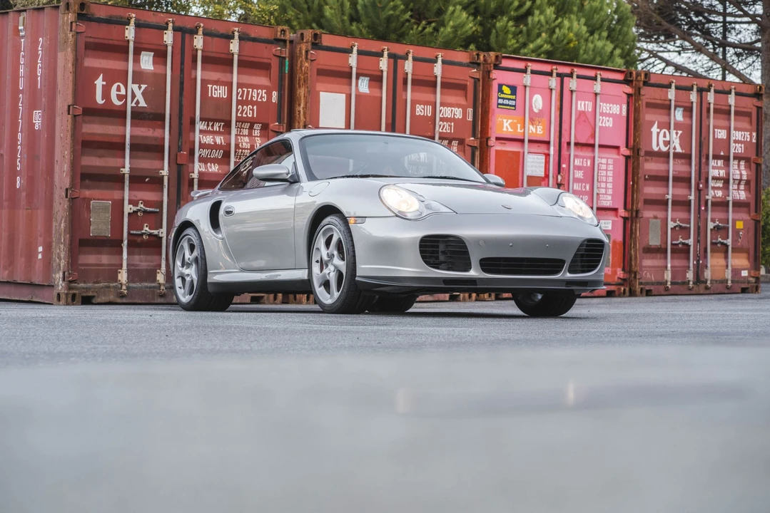 2001 Porsche 996 Turbo - Image 14 of 31