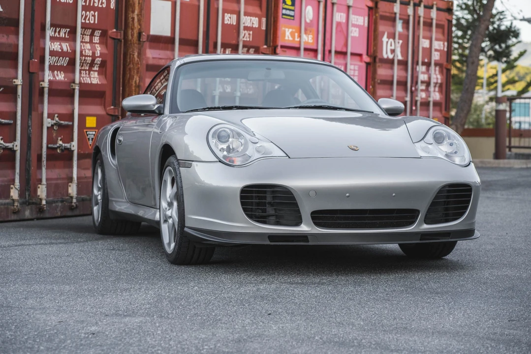 2001 Porsche 996 Turbo - Image 11 of 31