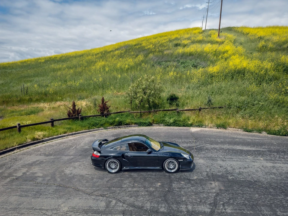 2001 Porsche 996 Turbo - Image 19 of 31