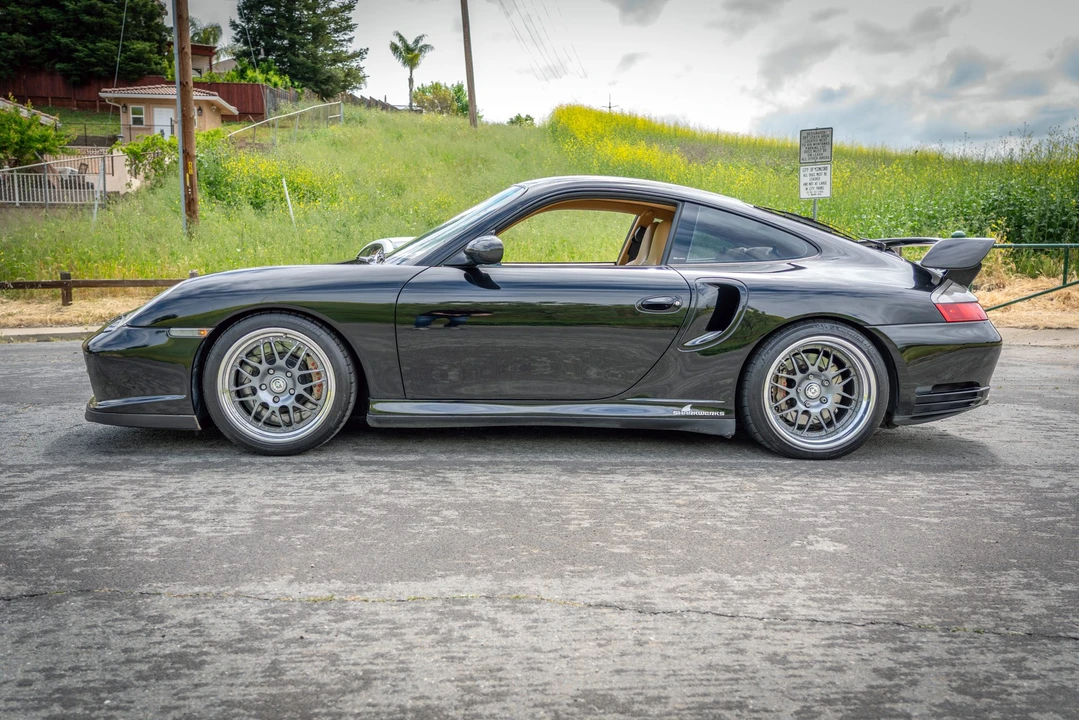 2001 Porsche 996 Turbo - Image 16 of 31