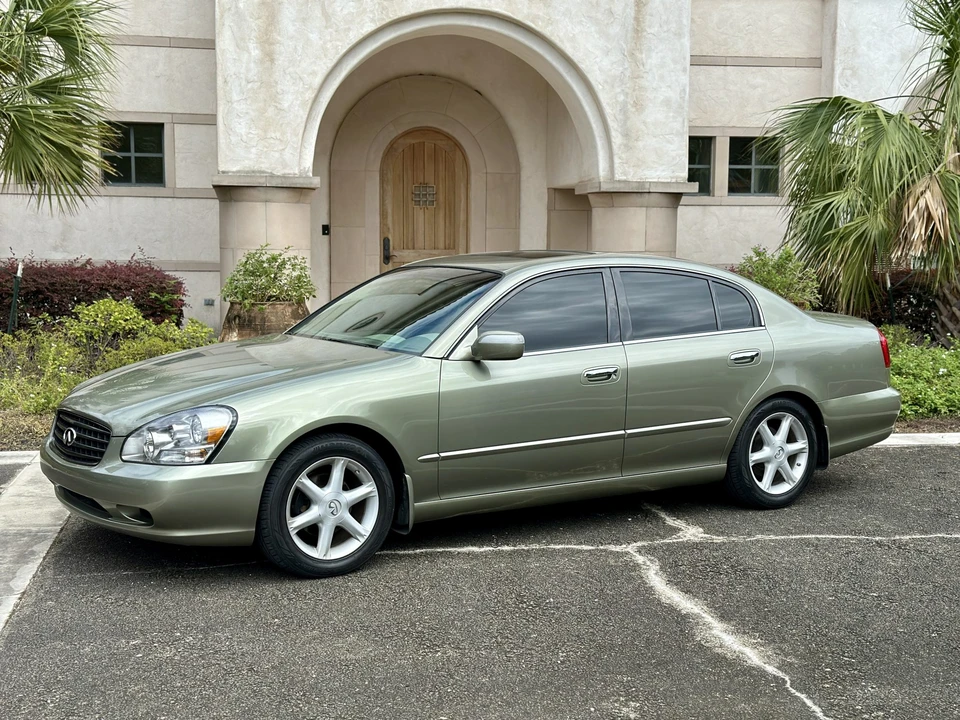 2002 Infiniti Q45 3rd Gen - Image 5 of 31