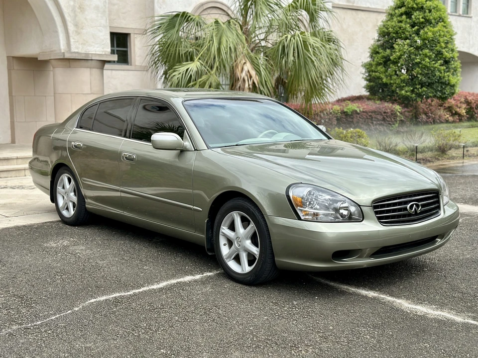 2002 Infiniti Q45 3rd Gen - Image 18 of 31