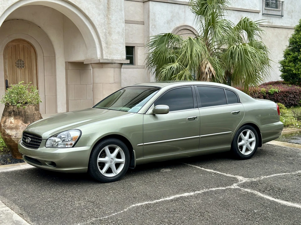 2002 Infiniti Q45 3rd Gen - Image 7 of 31