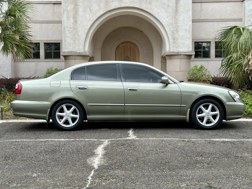 2002 Infiniti Q45 3rd Gen - Image 22 of 31