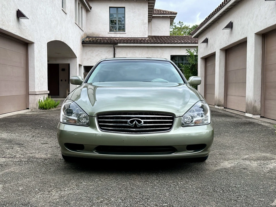 2002 Infiniti Q45 3rd Gen - Image 14 of 31