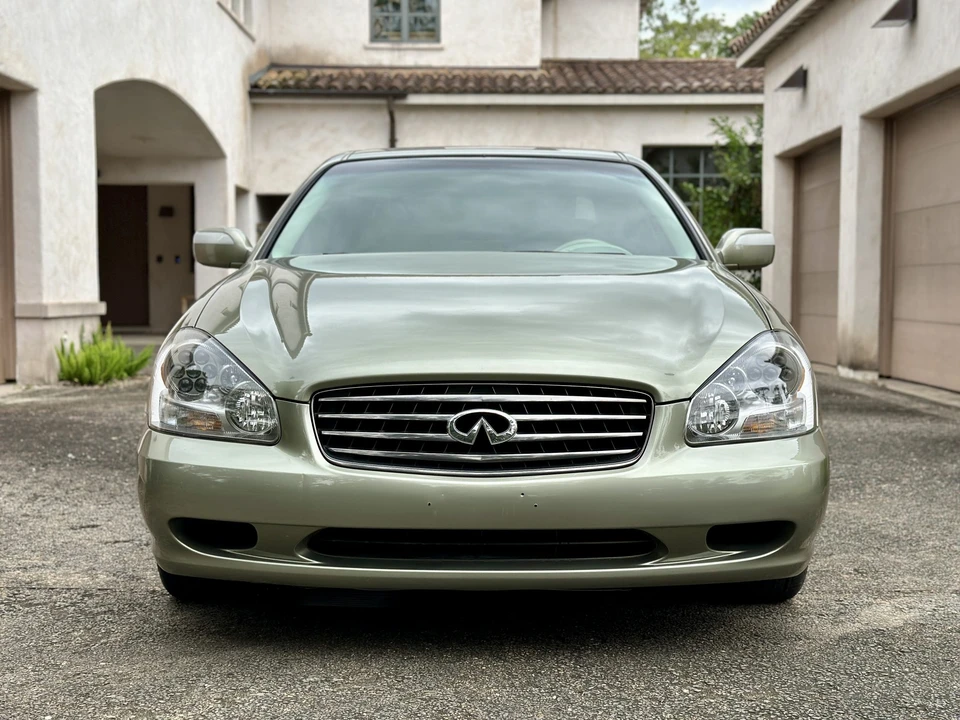 2002 Infiniti Q45 3rd Gen - Image 12 of 31