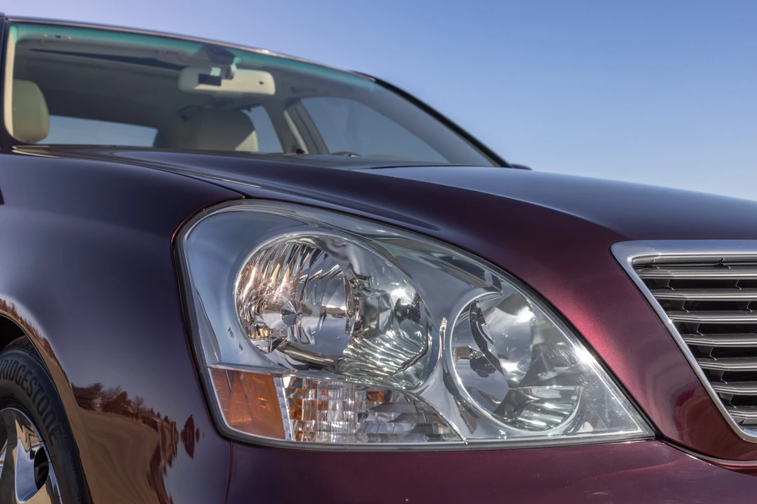 2002 Lexus LS 3rd Gen - Image 13 of 31