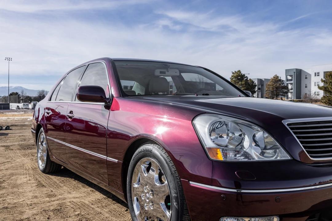 2002 Lexus LS 3rd Gen - Image 11 of 31