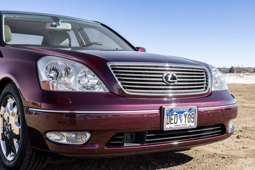 2002 Lexus LS 3rd Gen - Image 10 of 31