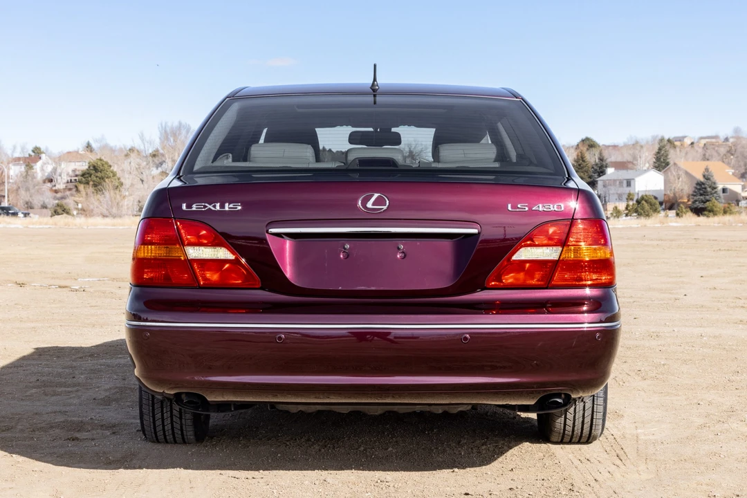 2002 Lexus LS 3rd Gen - Image 6 of 31