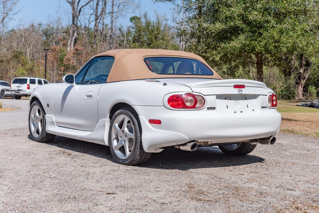 2002 Mazda NB MX-5 Miata - Image 17 of 31