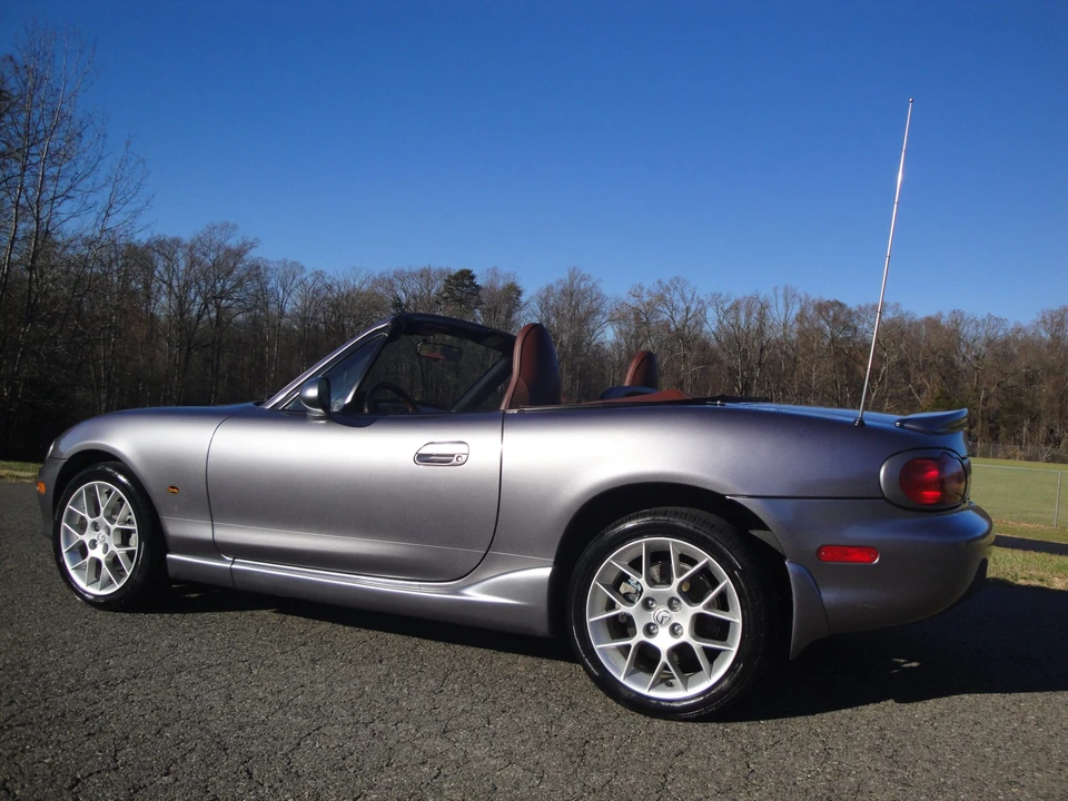 2002 Mazda NB MX-5 Miata - Image 12 of 31