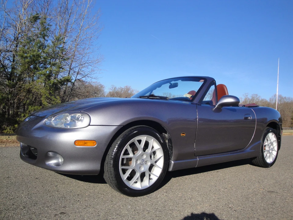 2002 Mazda NB MX-5 Miata - Image 4 of 31